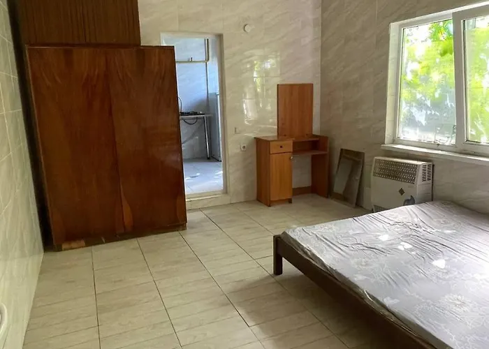 Apartment жилье на территории частного дома у моря